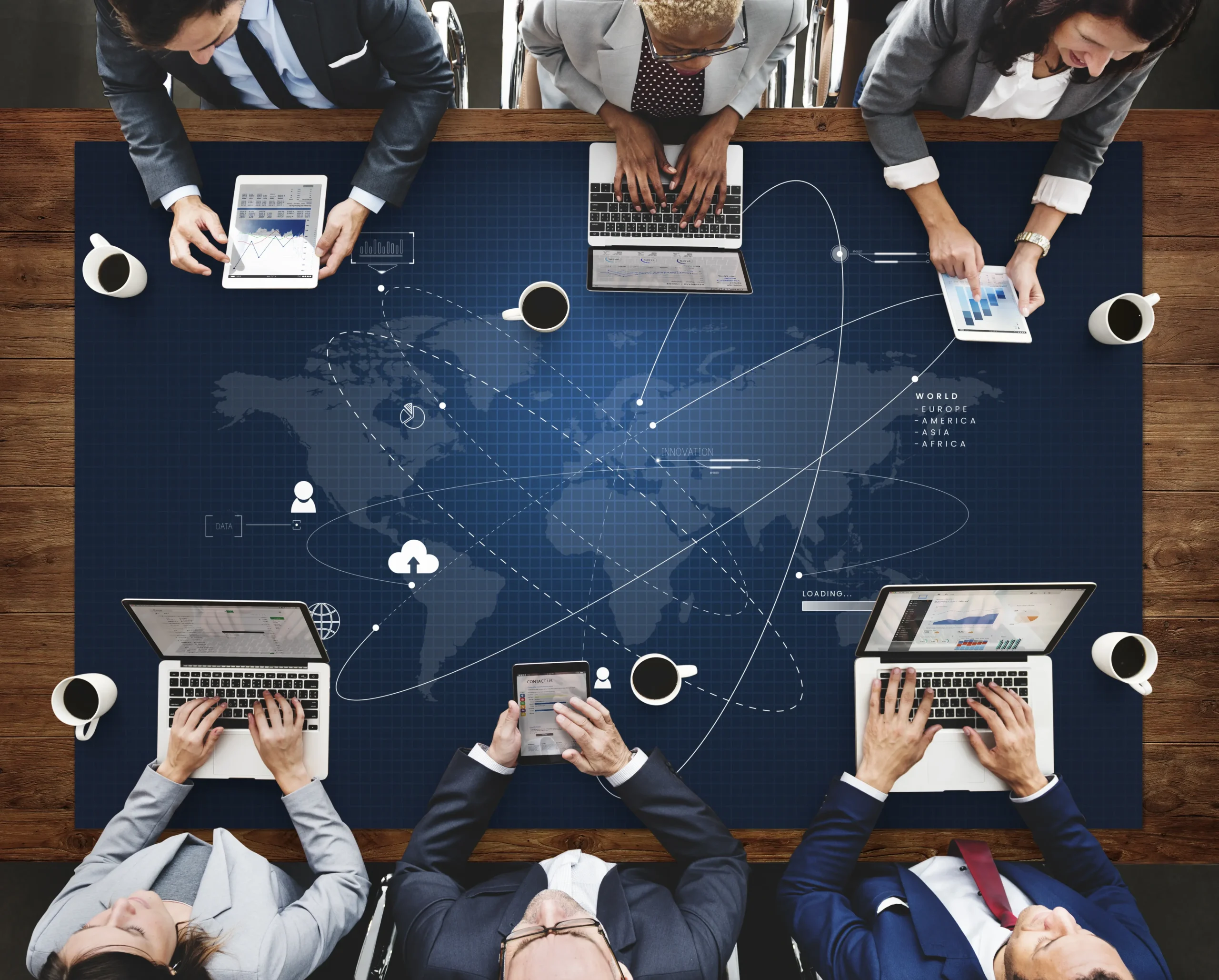 Navigating the Convergence of CCM and CXM: Omnichannel Customer Engagement in Banking